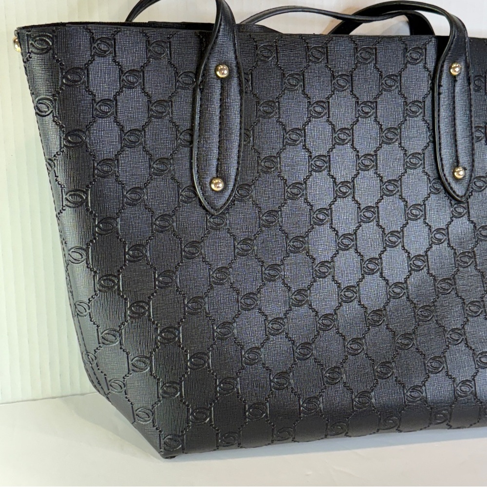 Bebe Embossed Black Logo Tote – Gold Charm & Saffiano Finish Chic - Picture 5 of 16